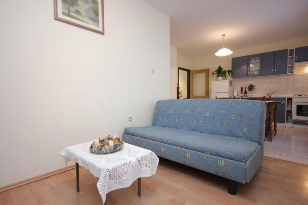 Apartments Zoki - Great Location Close To The Sea Vis Kültér fotó
